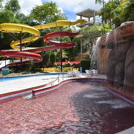 Hotel Golden Dolphin Grand Hotel 130 Калдас-Новас Екстер'єр фото